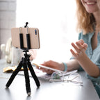 Juice Social 'For Reels' Flexi Tri-Pod with Wireless Remote